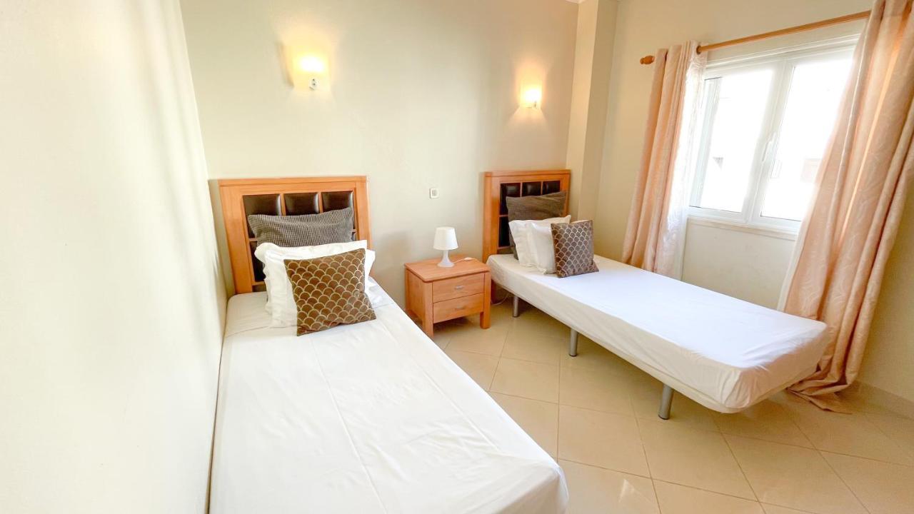 Villa Gabriel By Sunny Deluxe Albufeira Bagian luar foto