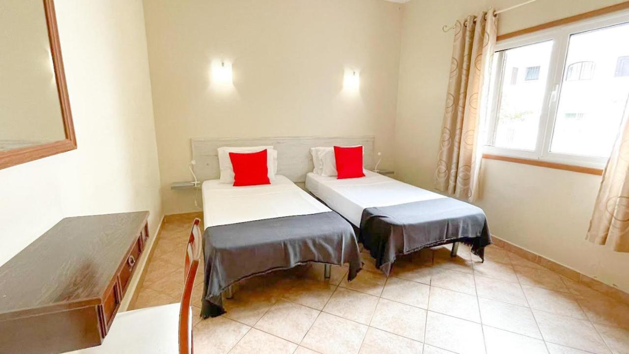 Villa Gabriel By Sunny Deluxe Albufeira Bagian luar foto